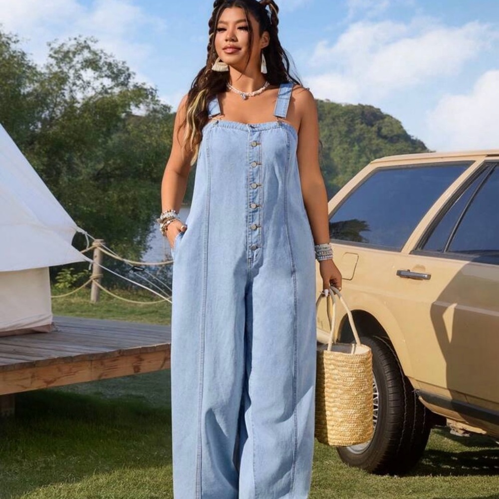 ‘SHEIN 1X Blue Denim Overalls Relaxed Fit’🔵